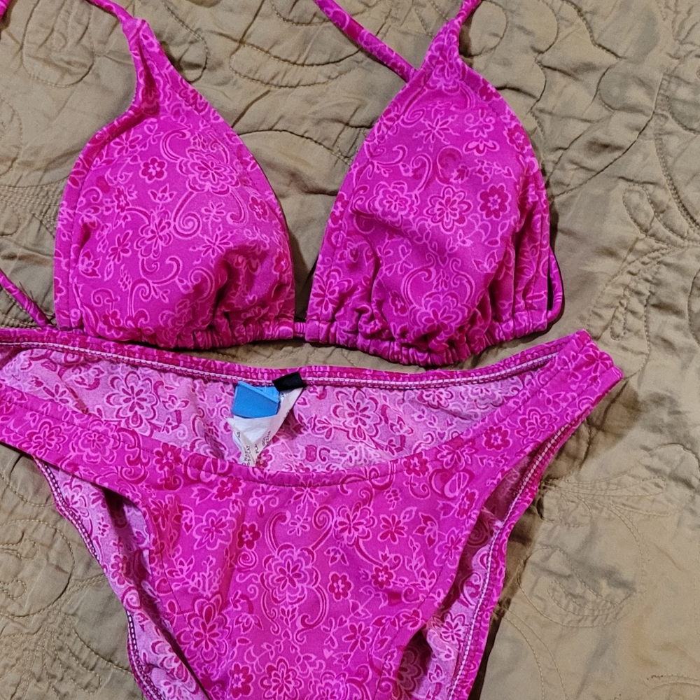 String bikini cute pink paisley print